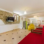 Karlici Vila