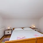 Karlici Villa *