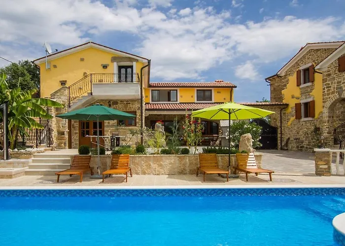 Villa Karlici *