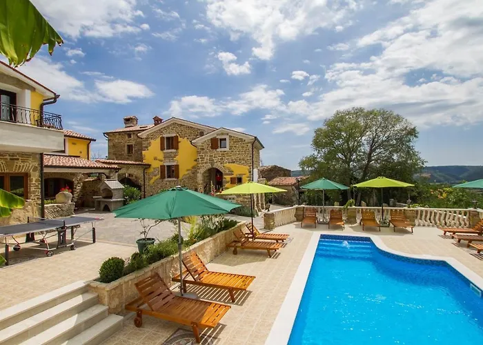 Villa Karlici