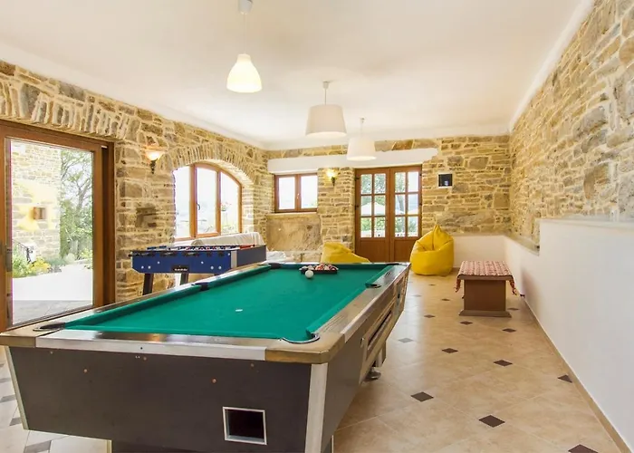 Karlici Villa *